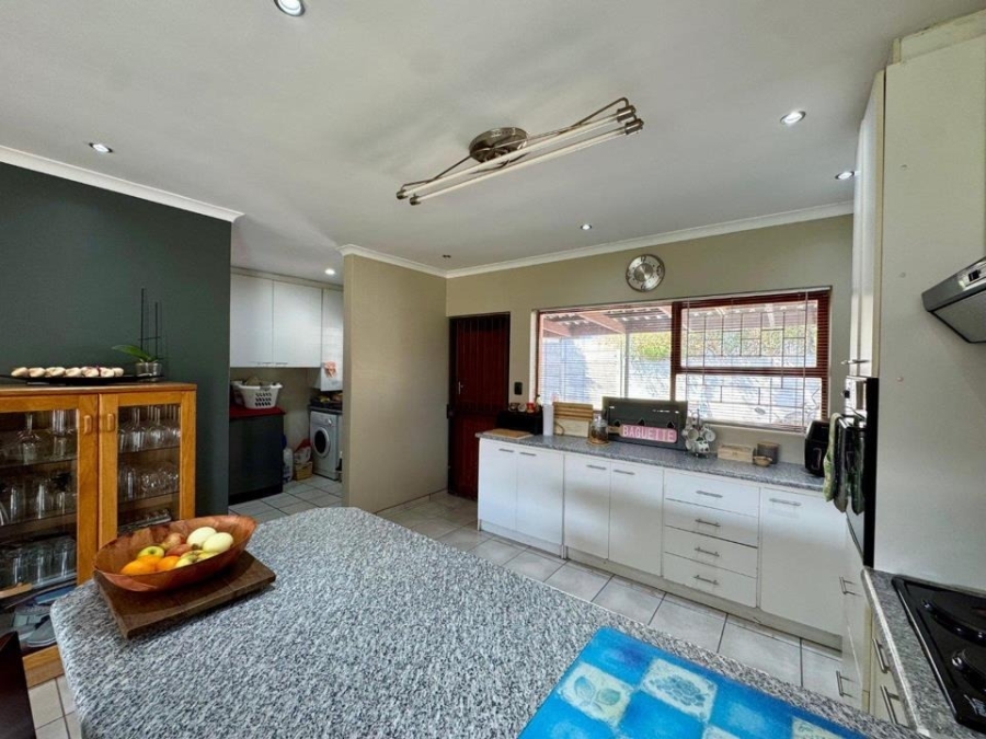 4 Bedroom Property for Sale in Rouxville Western Cape